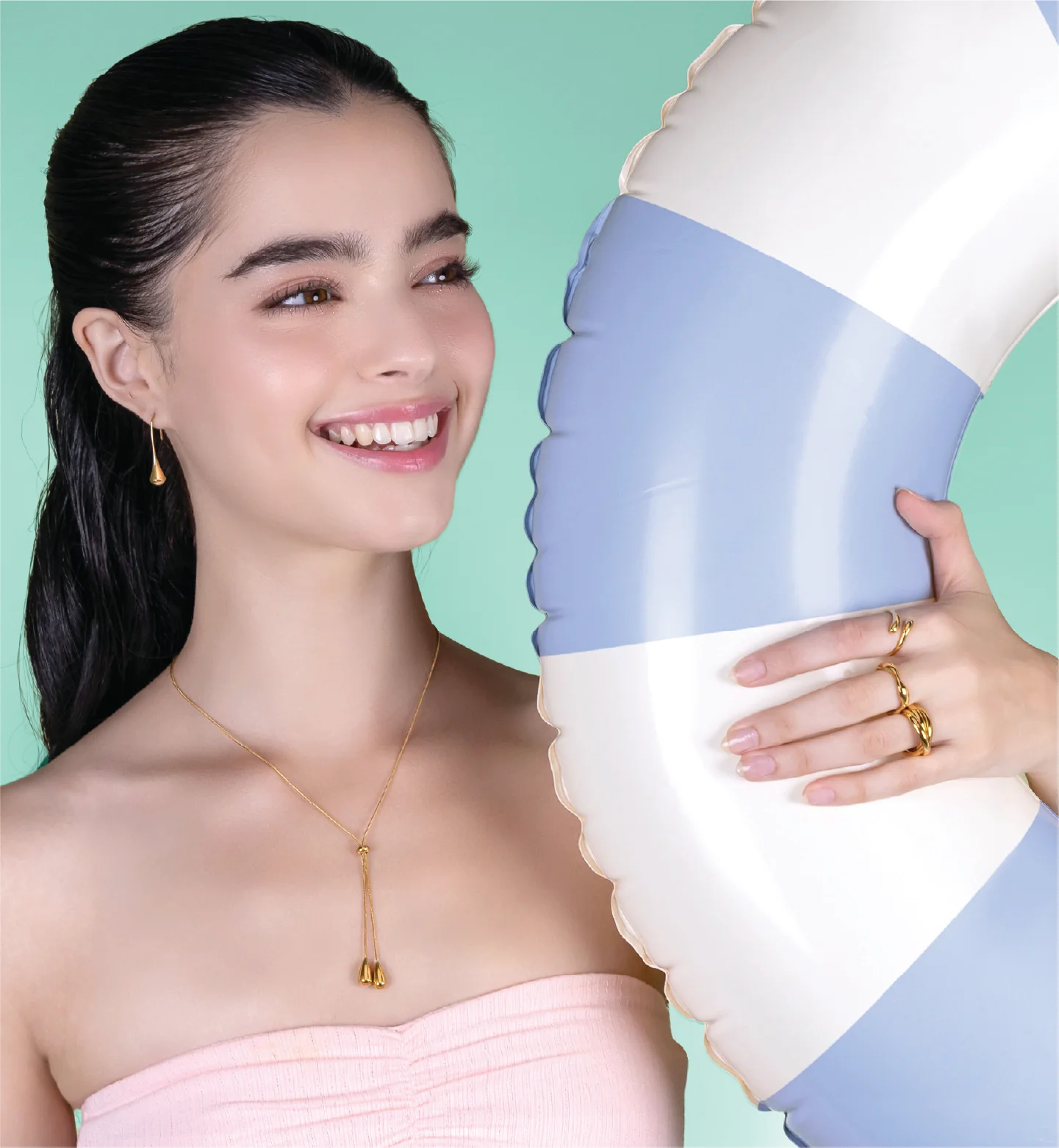 Timeless Style, Skin-Friendly Shine